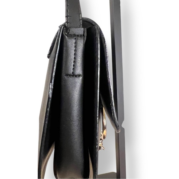 Chloe Faye Black Leather Ring Crossbody Bag - Picture 4 of 12